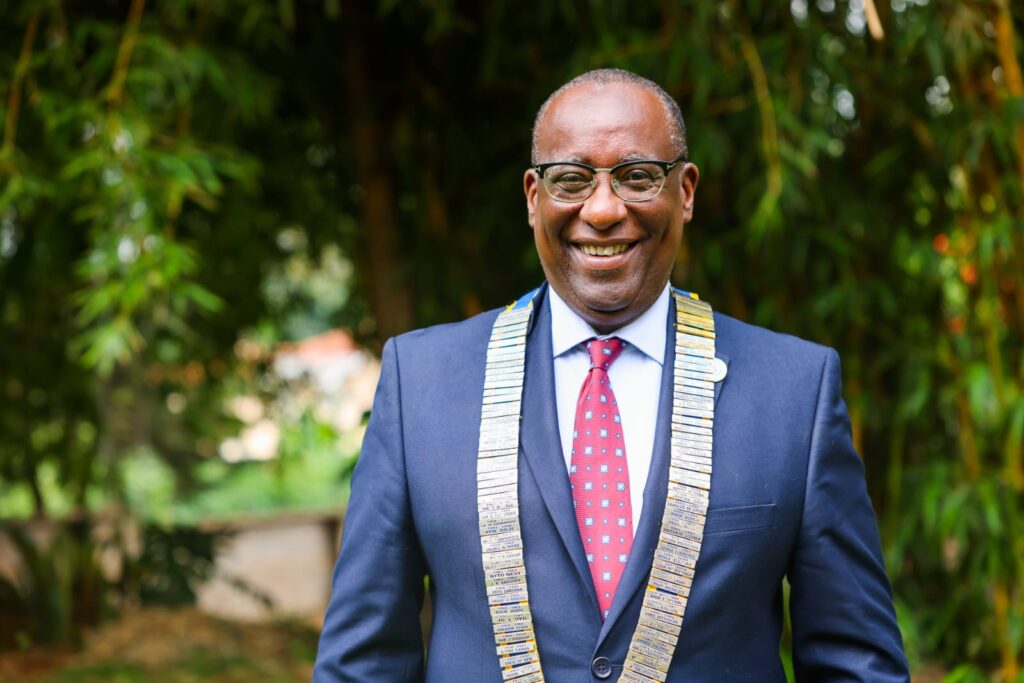 DG Leonard Ithau